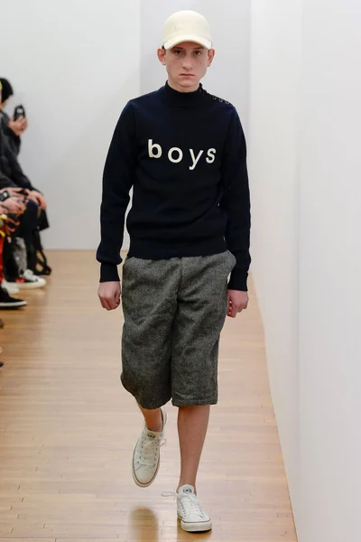 Look 29